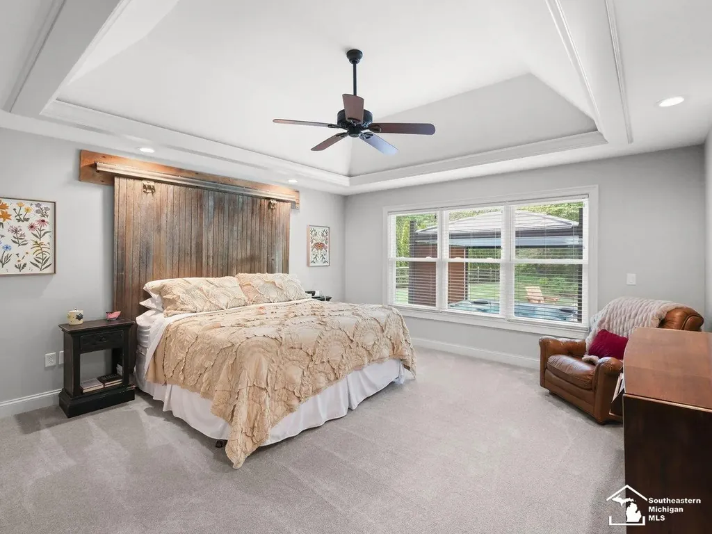 6606 Summerlyn Boulevard Bedford Township MI 48144