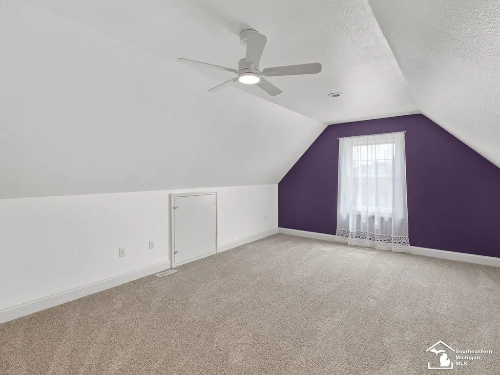 6606 Summerlyn Boulevard Bedford Township MI 48144