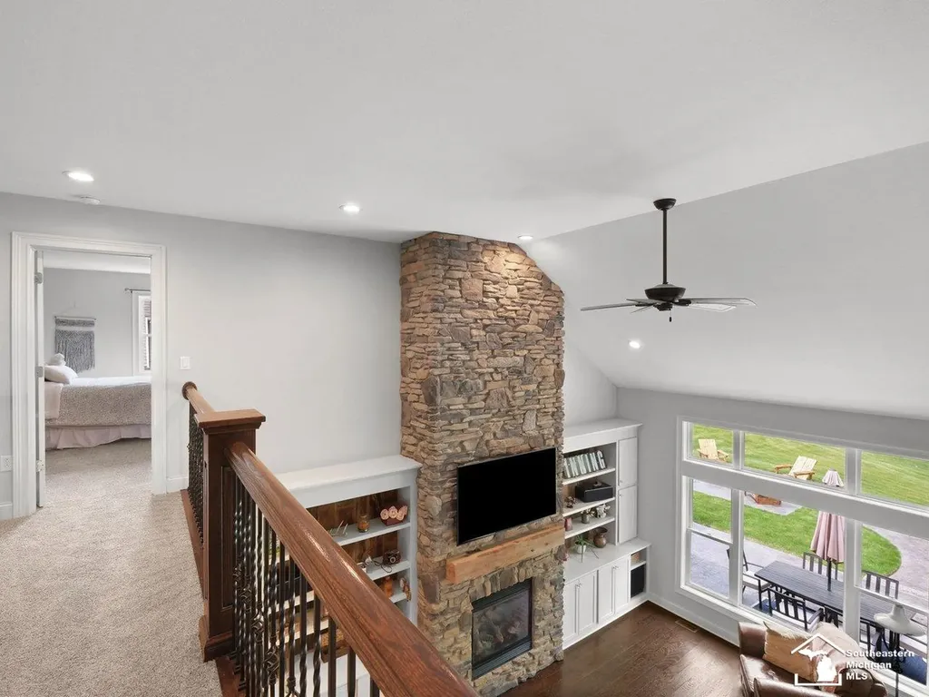 6606 Summerlyn Boulevard Bedford Township MI 48144
