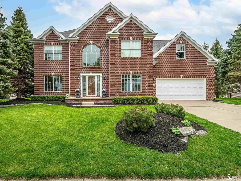 453 Corinth Circle Dundee Village MI 48131