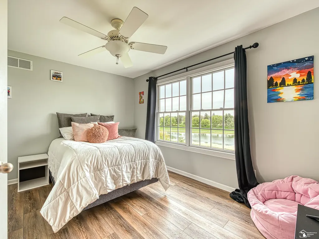 453 Corinth Circle Dundee Village MI 48131