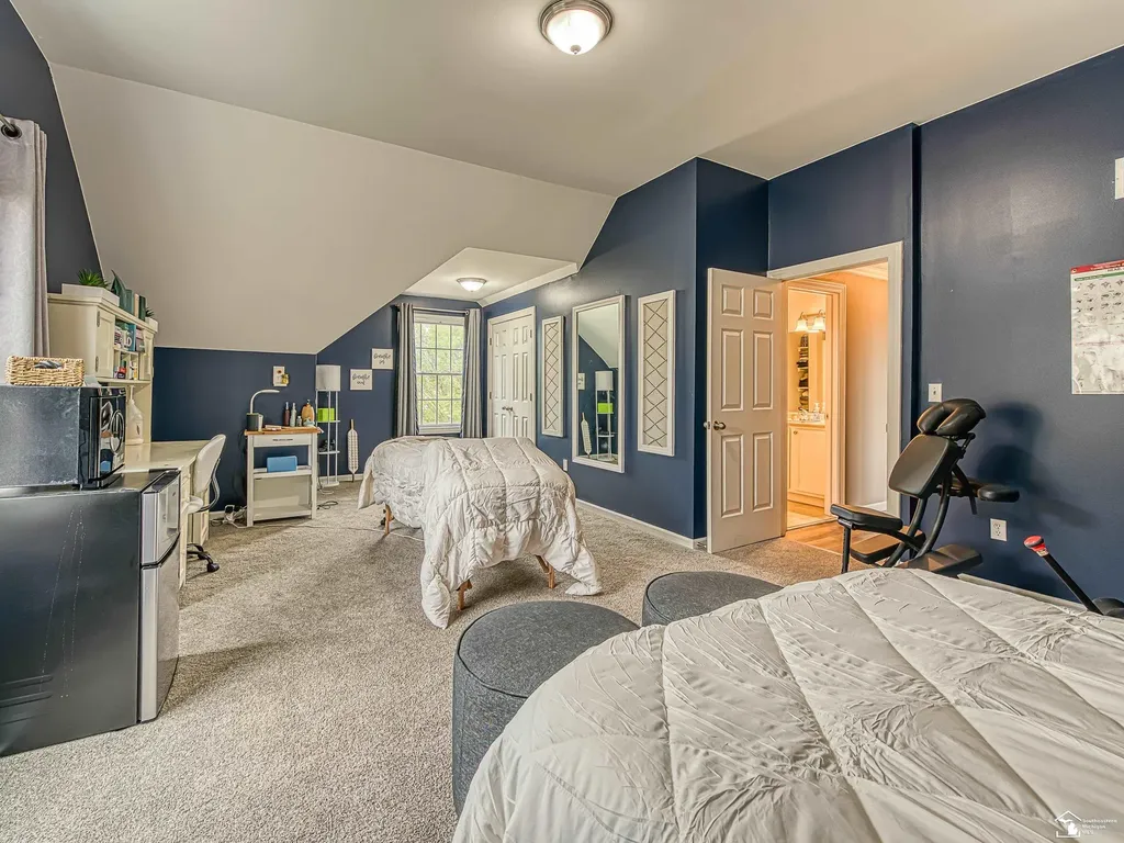 453 Corinth Circle Dundee Village MI 48131