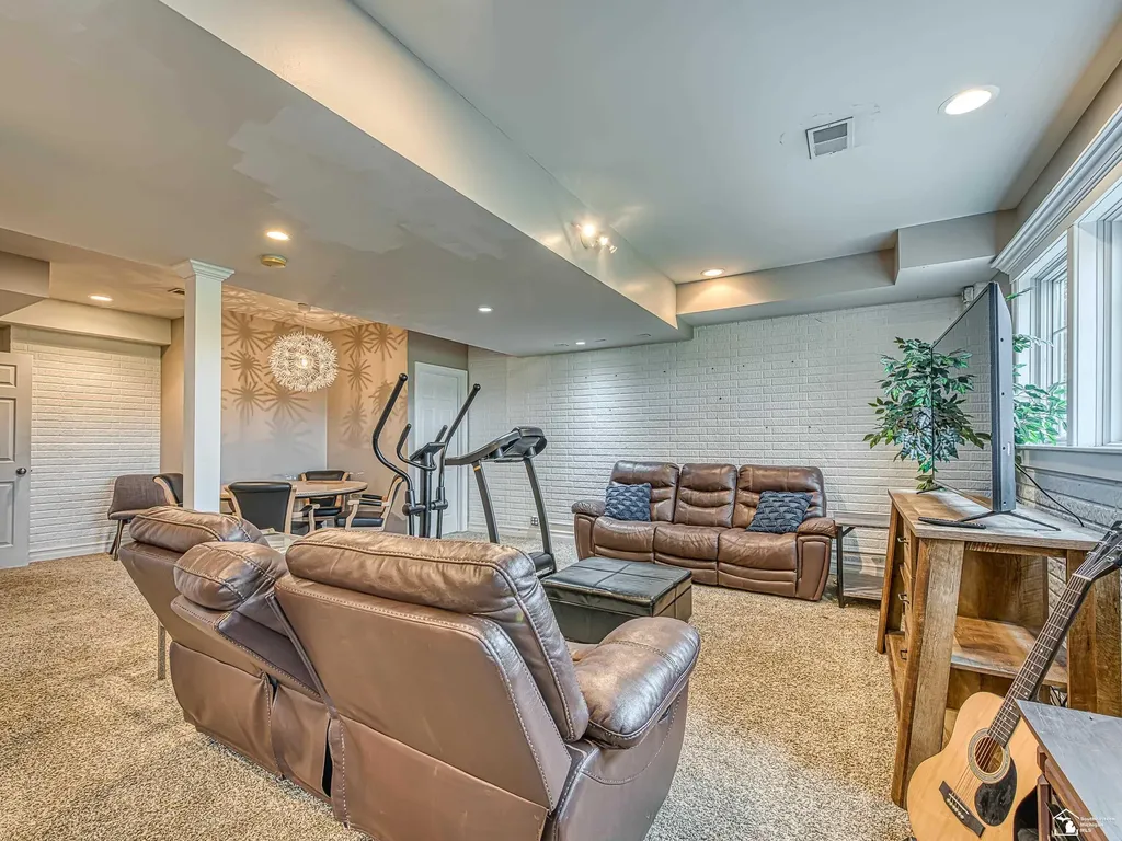 453 Corinth Circle Dundee Village MI 48131