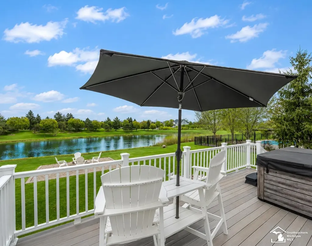 453 Corinth Circle Dundee Village MI 48131