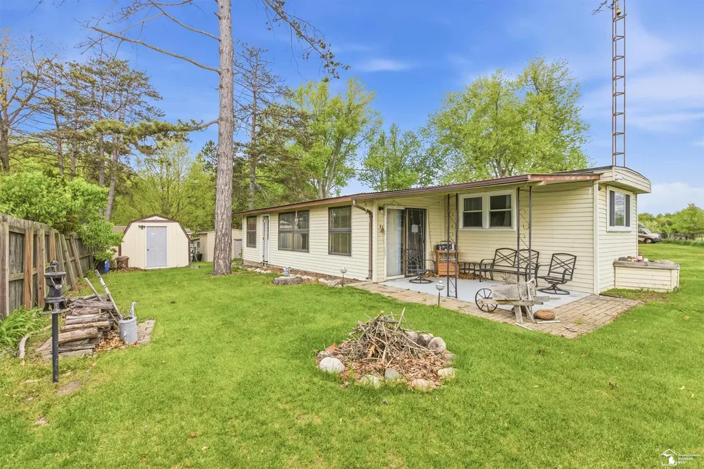 12337 Laird Road Cambridge Township MI 49230