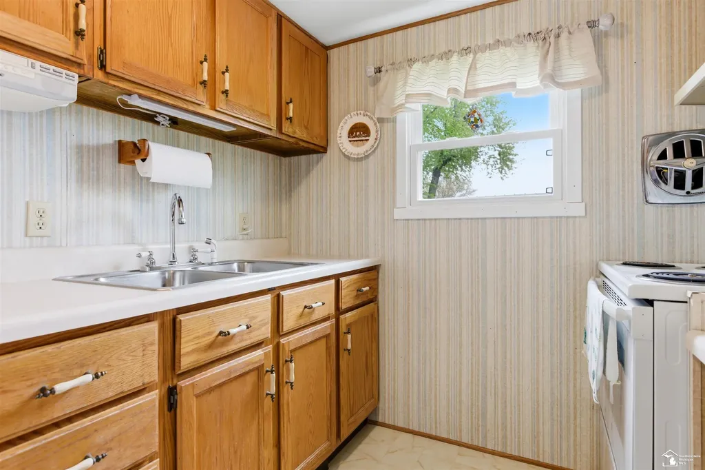 12337 Laird Road Cambridge Township MI 49230
