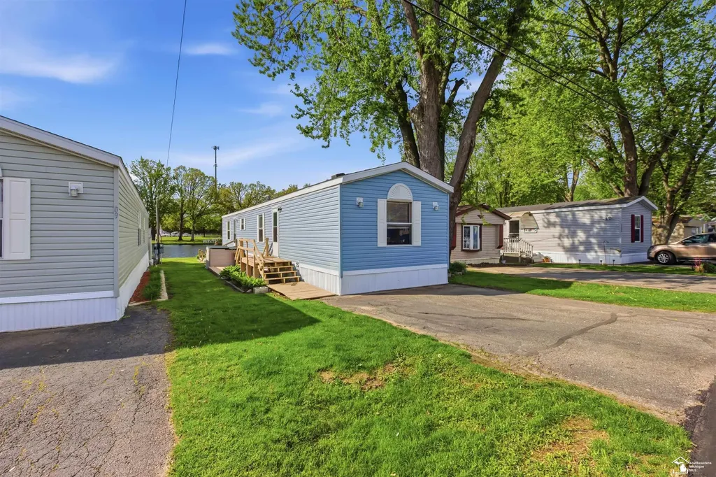 2678 Bayberry Court Norvell Township MI 48130