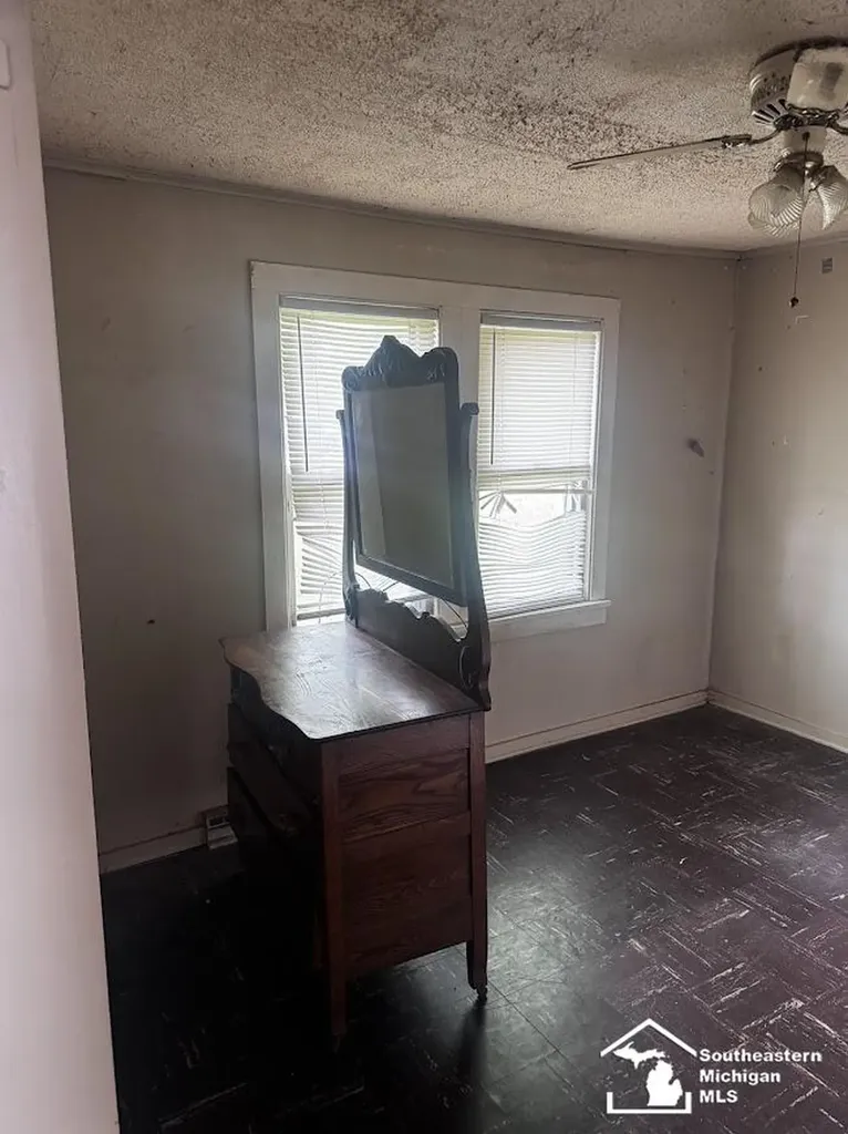 4369 Avenue E Street Frenchtown Township MI 48166