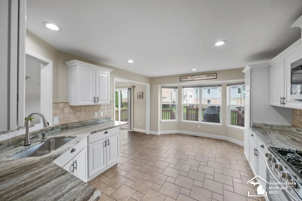 23635 Lori Drive Brownstown Charter Township MI 48134