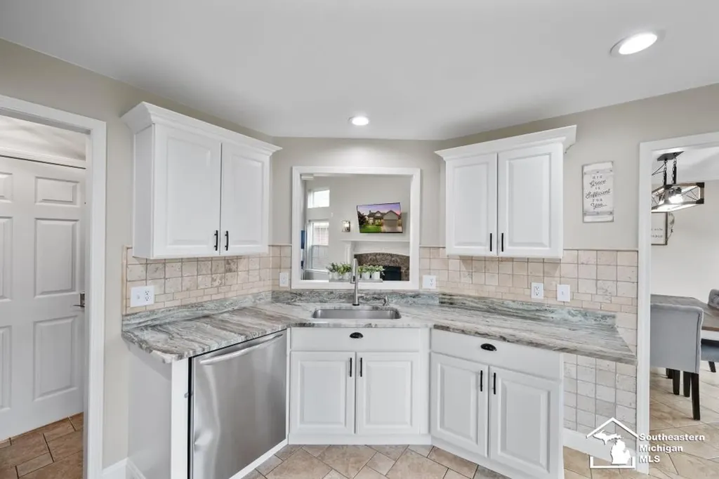 23635 Lori Drive Brownstown Charter Township MI 48134