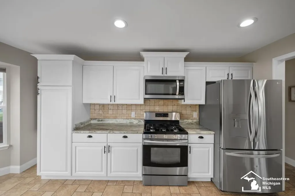 23635 Lori Drive Brownstown Charter Township MI 48134