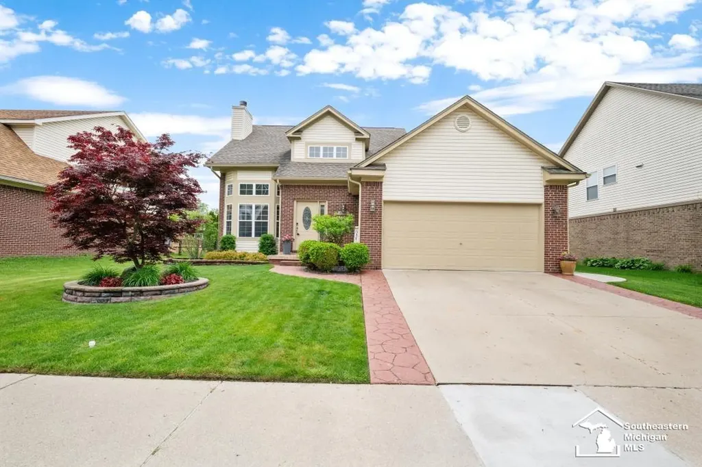 23635 Lori Drive Brownstown Charter Township MI 48134
