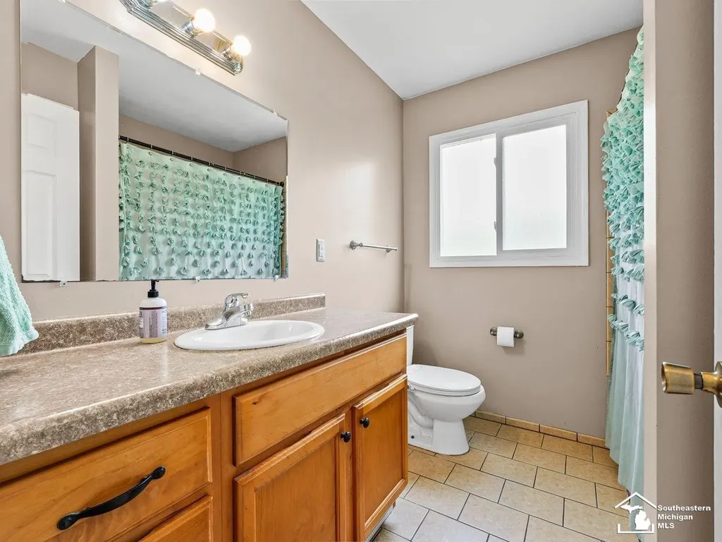 2037 Meanwell Road Dundee Village MI 48131