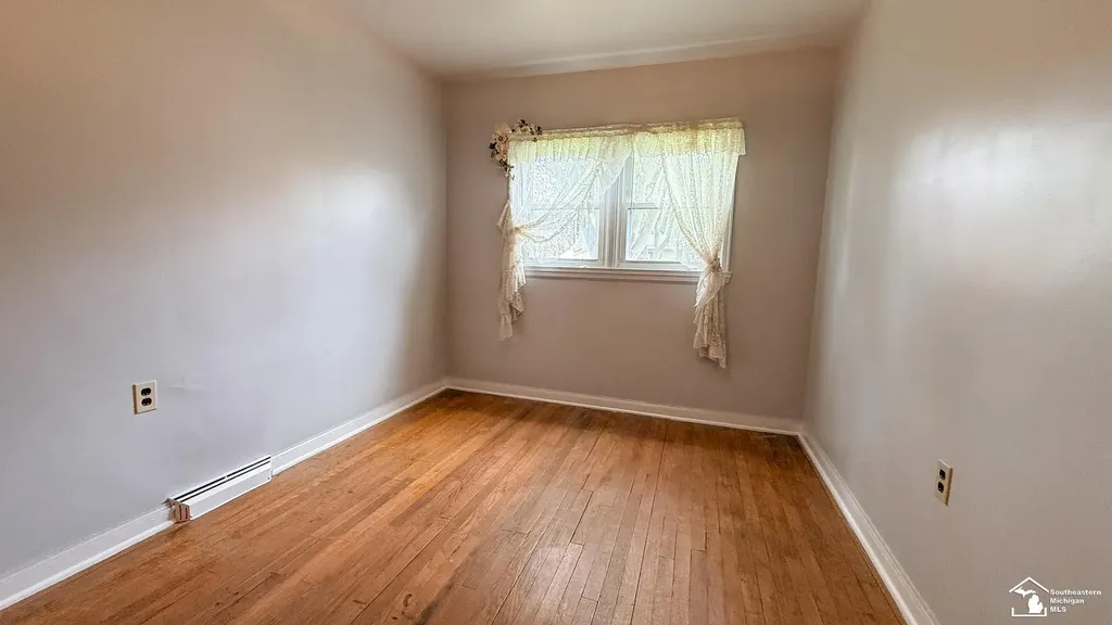 7947 Lake Breeze Drive Monroe Charter Township MI 48161