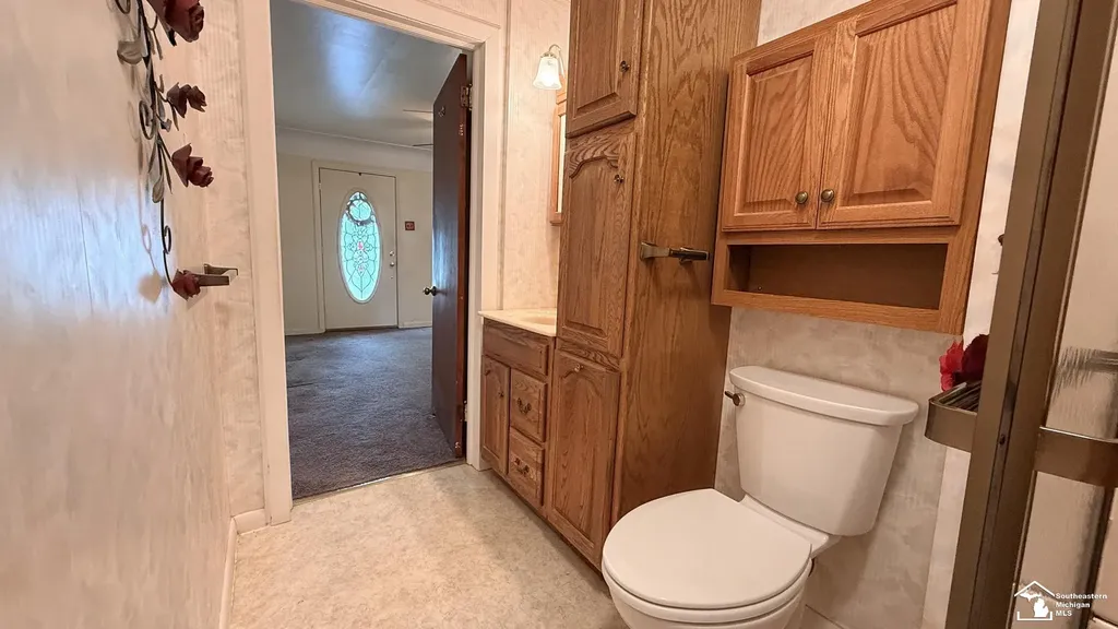 7947 Lake Breeze Drive Monroe Charter Township MI 48161