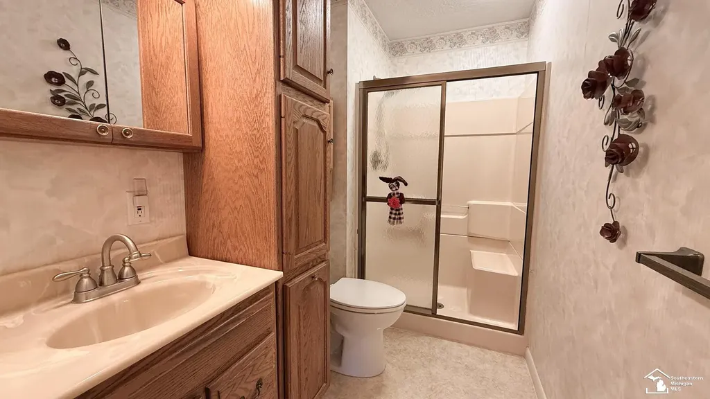 7947 Lake Breeze Drive Monroe Charter Township MI 48161