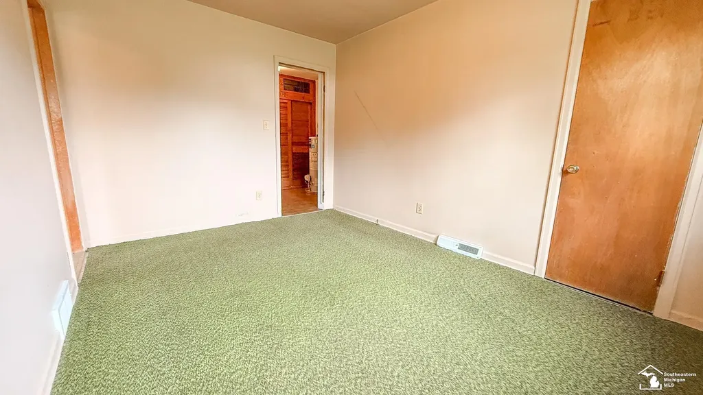 7947 Lake Breeze Drive Monroe Charter Township MI 48161
