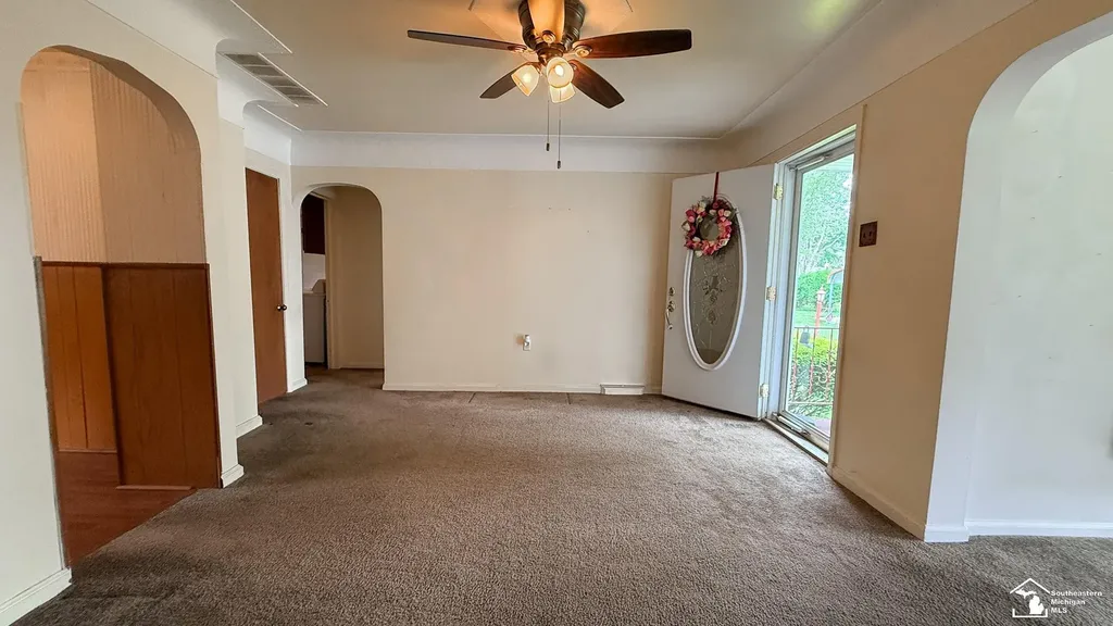 7947 Lake Breeze Drive Monroe Charter Township MI 48161