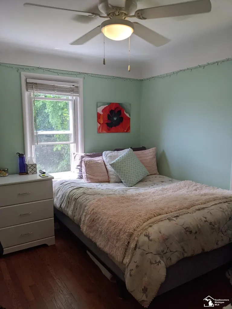 20 W Peterson Drive Hartland Township MI 48114