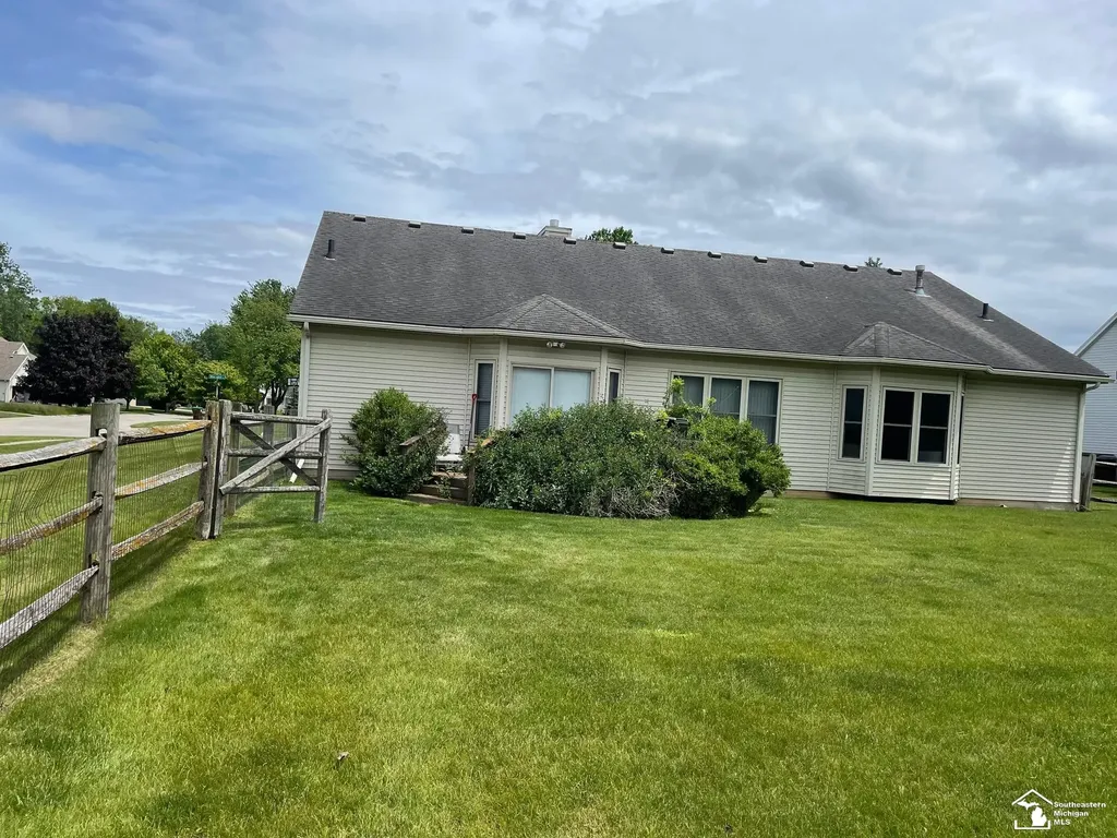 6755 Marzden Drive Bedford Township MI 48144