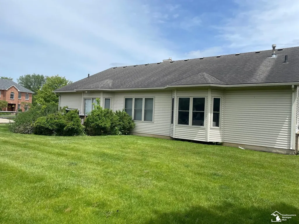 6755 Marzden Drive Bedford Township MI 48144