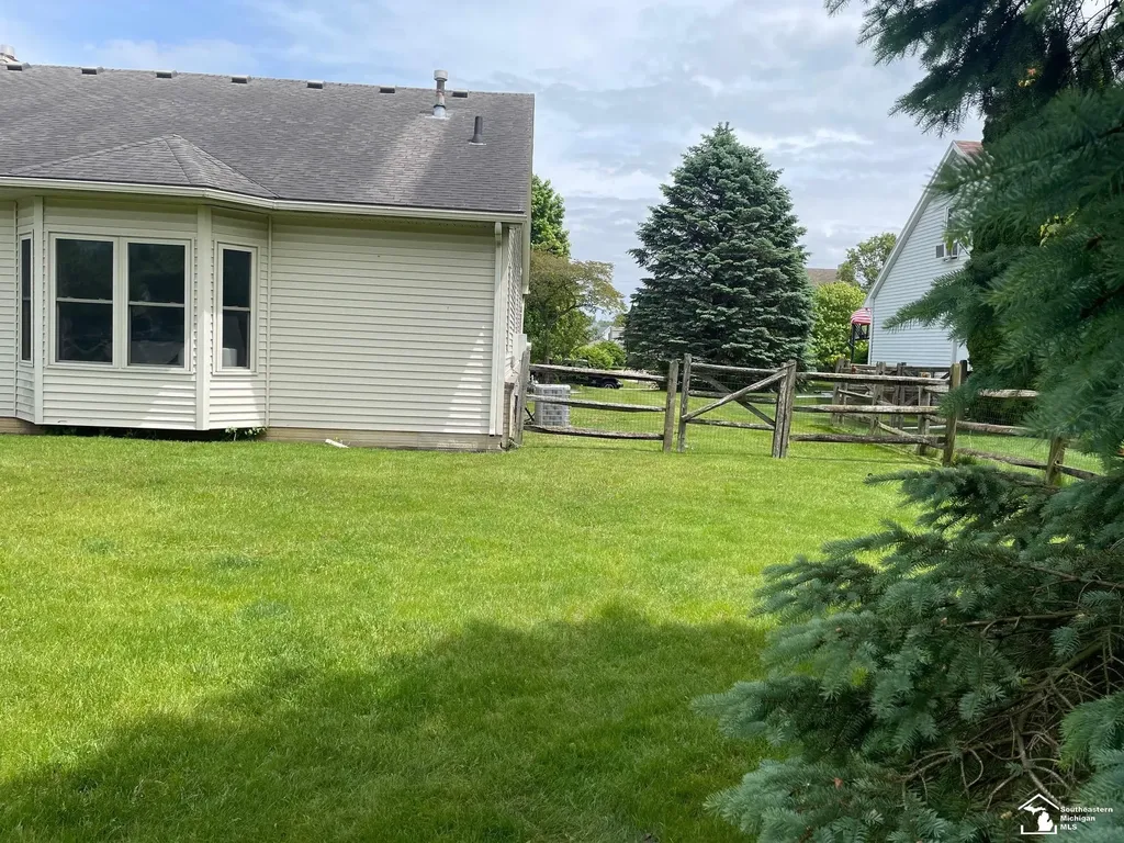 6755 Marzden Drive Bedford Township MI 48144