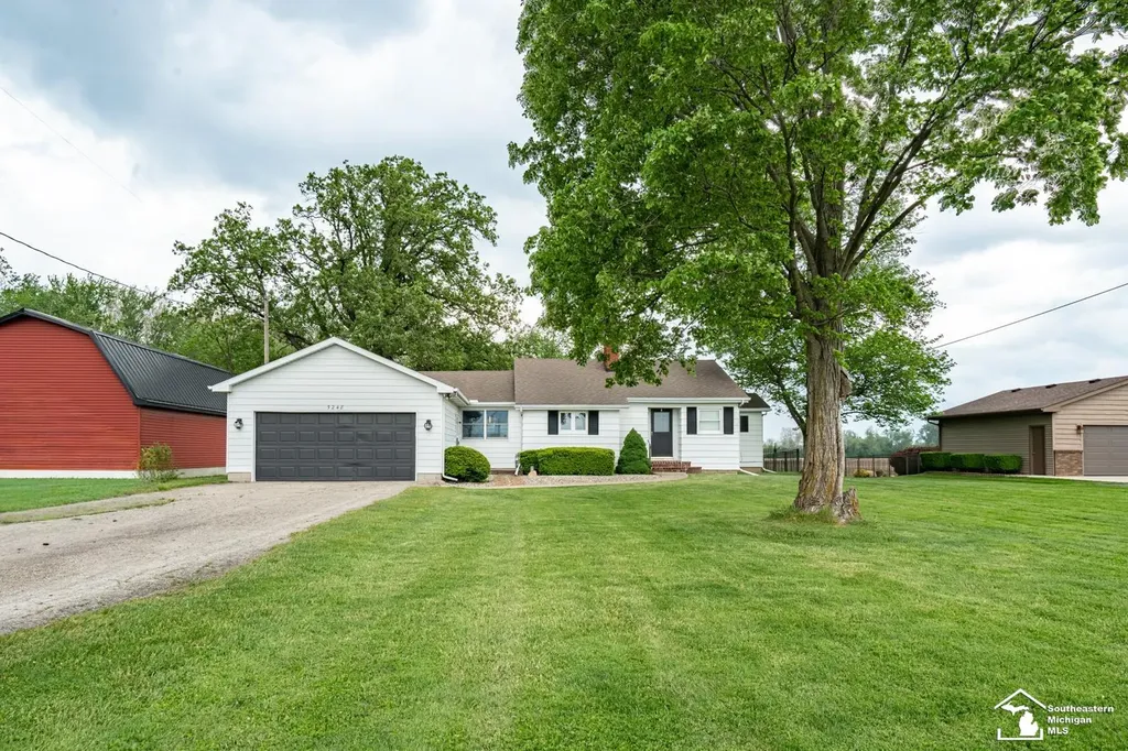 5248 S Custer Road Raisinville Township MI 48161
