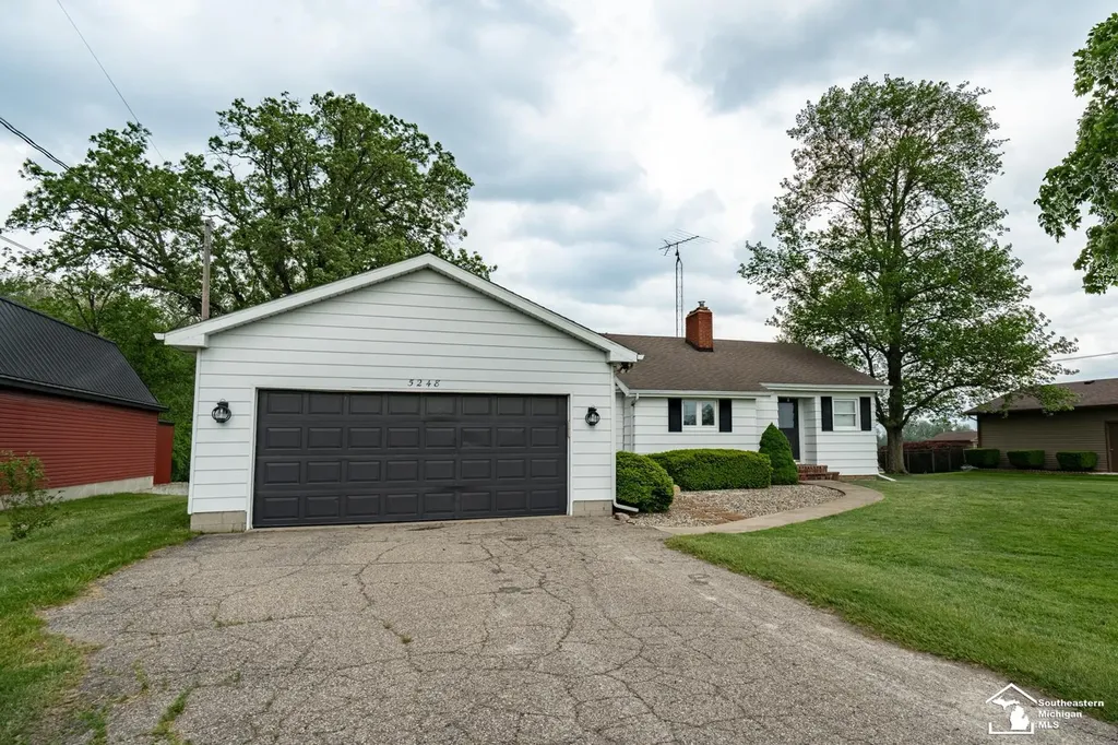 5248 S Custer Road Raisinville Township MI 48161
