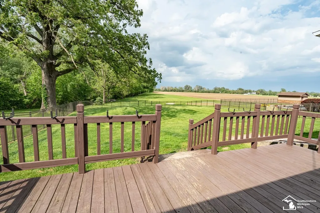 5248 S Custer Road Raisinville Township MI 48161