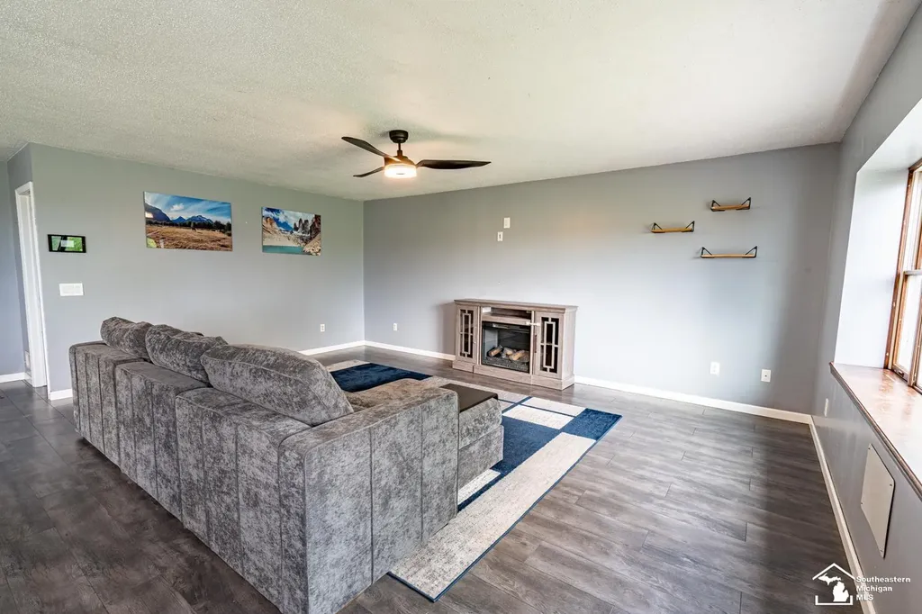 5248 S Custer Road Raisinville Township MI 48161