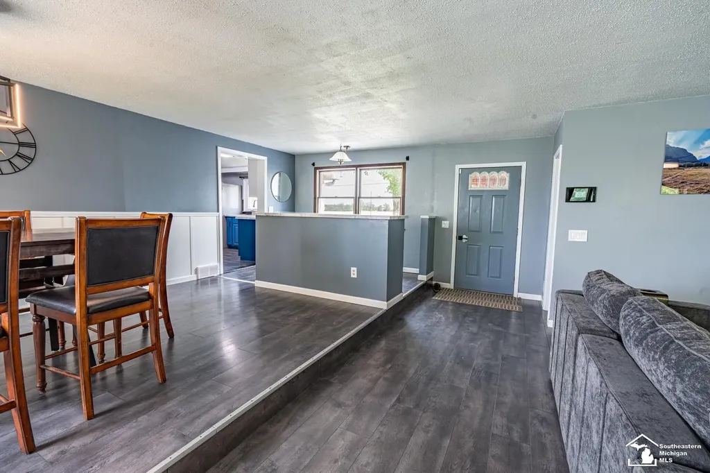 5248 S Custer Road Raisinville Township MI 48161