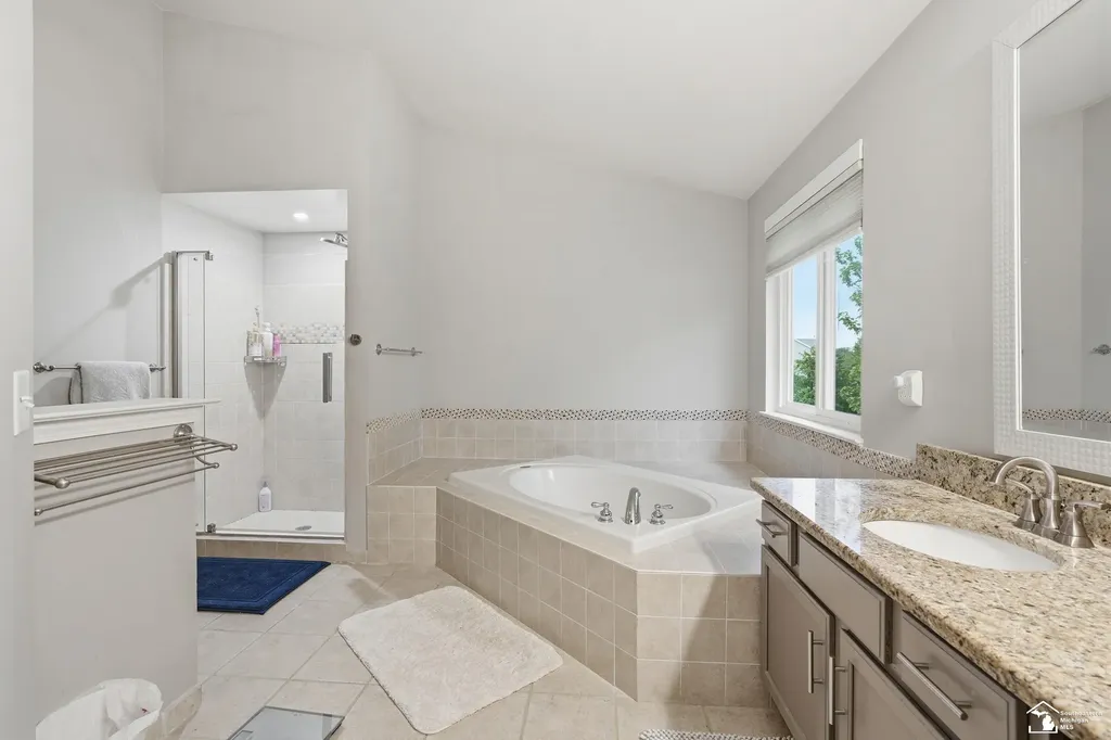 8437 Parkridge Drive Dexter City MI 48130