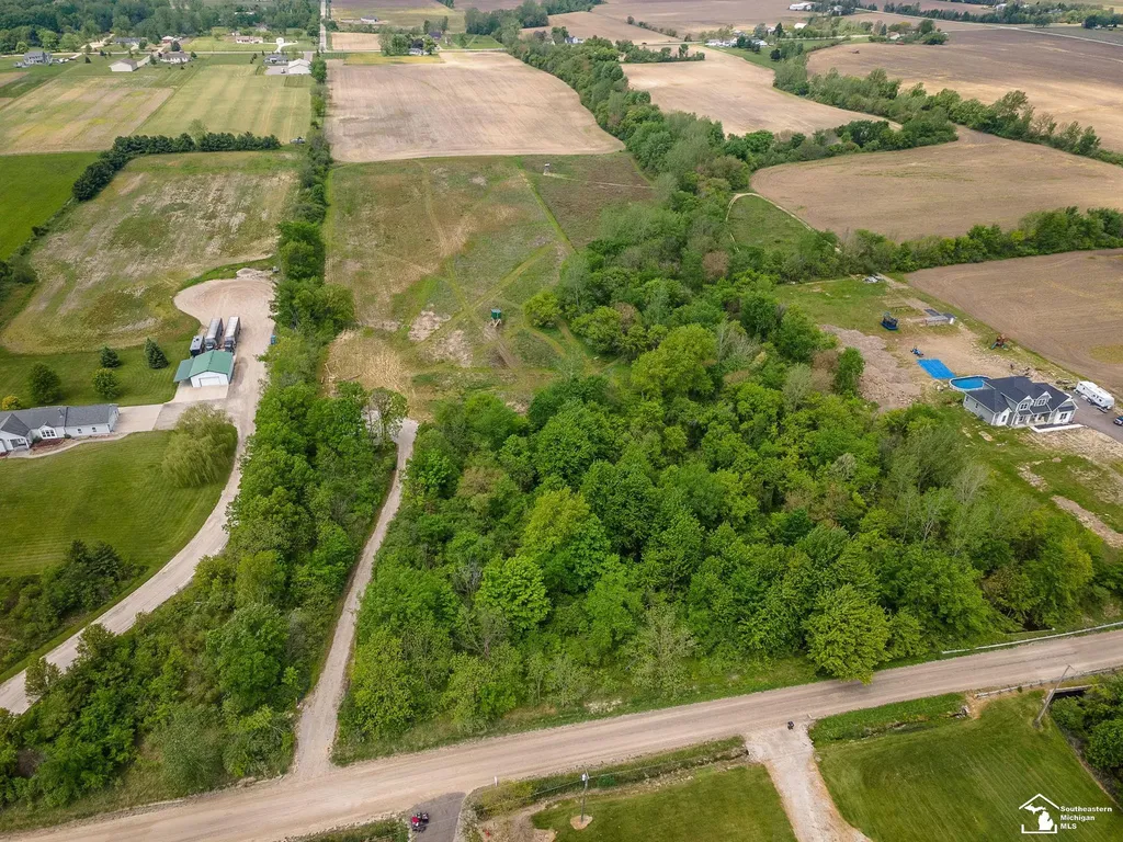 13635 Exeter Road Exeter Township MI 48117
