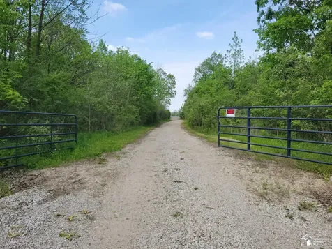 13635 Exeter Road Exeter Township MI 48117