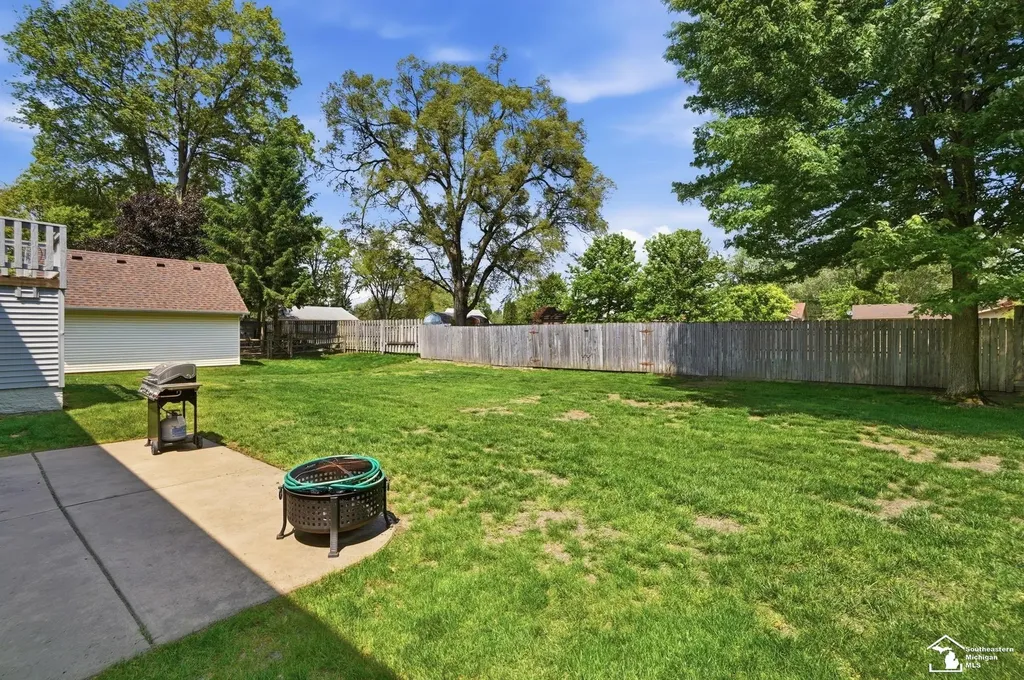 786 Santa Fe Court Bedford Township MI 48182