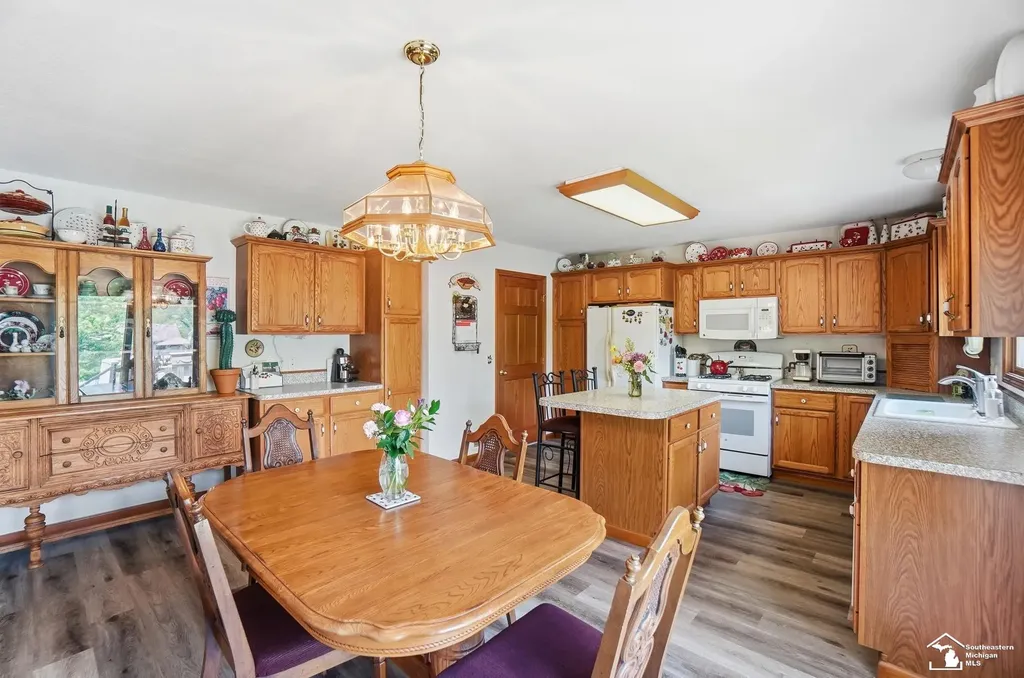 786 Santa Fe Court Bedford Township MI 48182