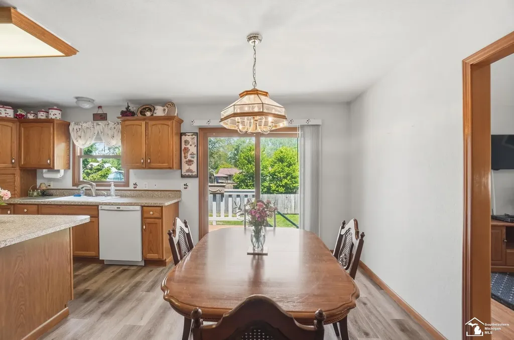 786 Santa Fe Court Bedford Township MI 48182