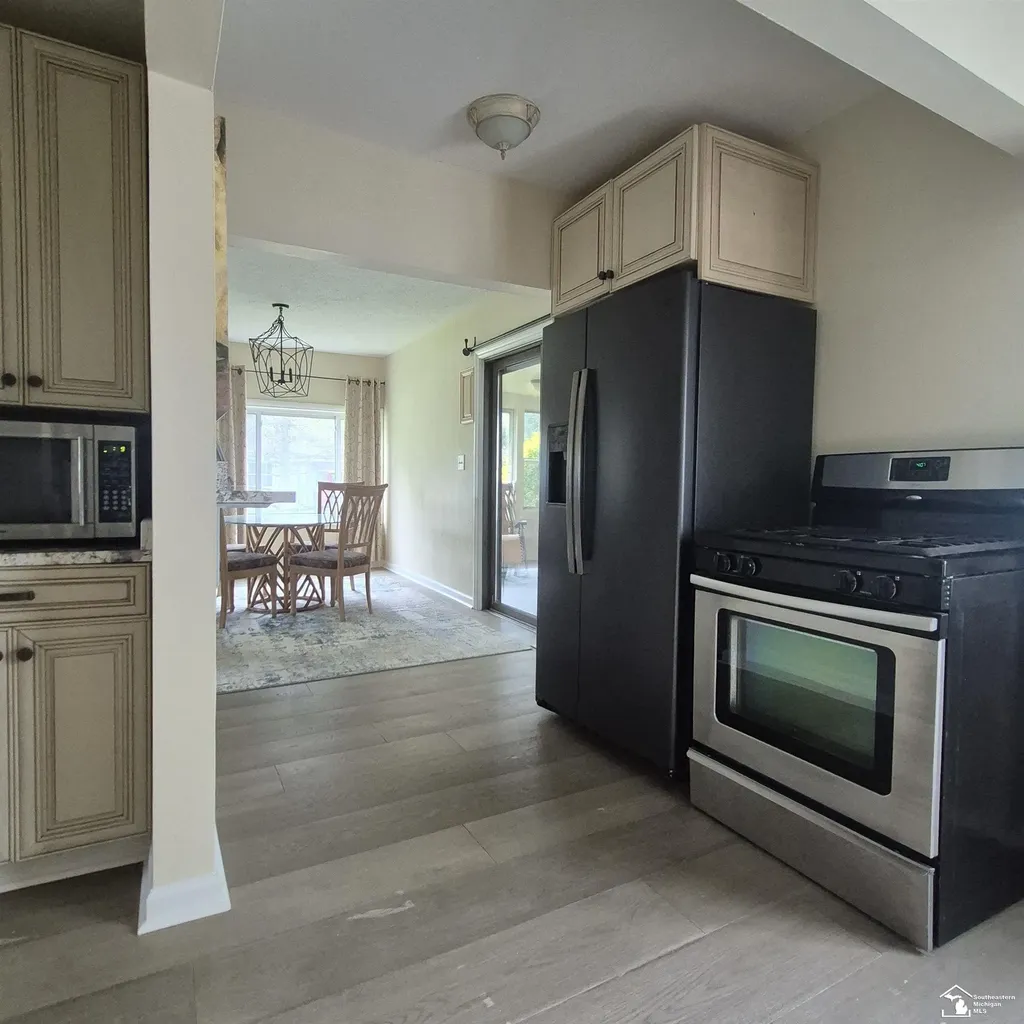 4509 Dixon Road Frenchtown Township MI 48166