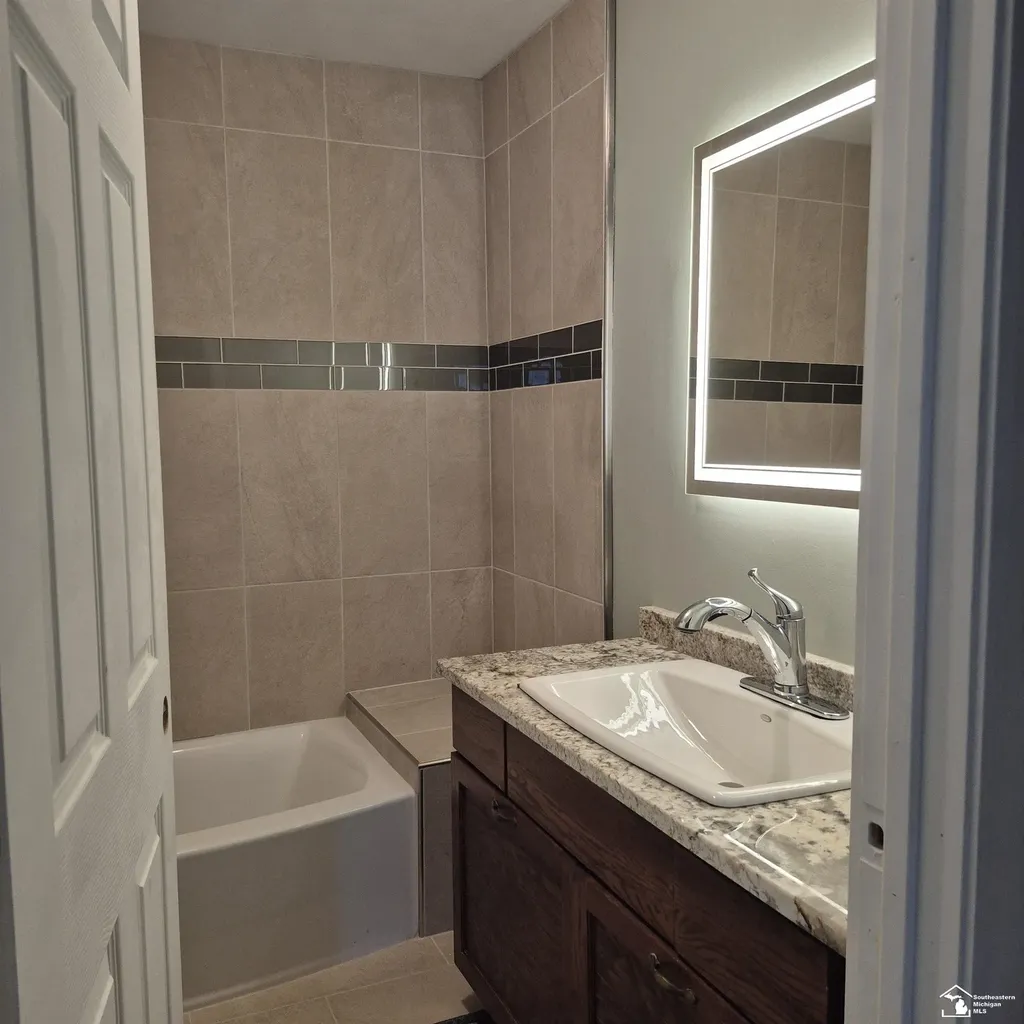 4509 Dixon Road Frenchtown Township MI 48166