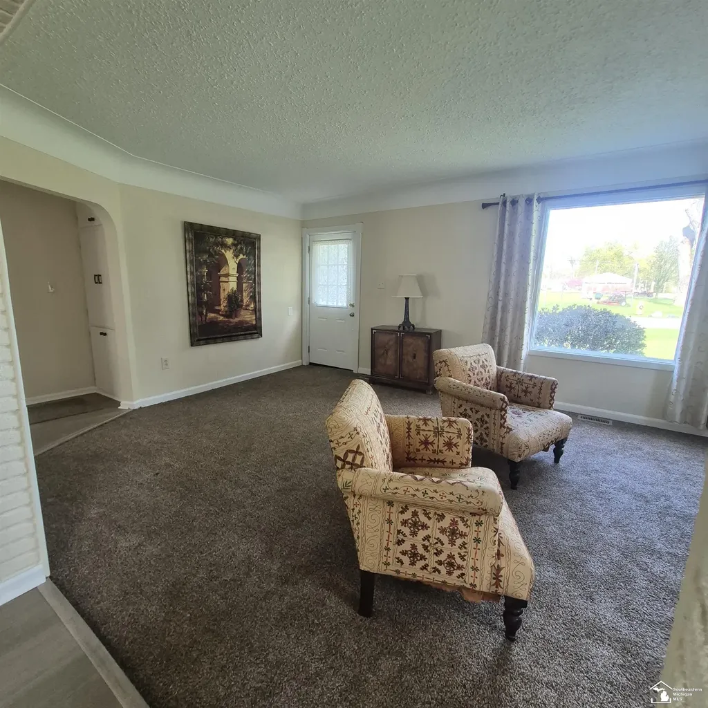 4509 Dixon Road Frenchtown Township MI 48166