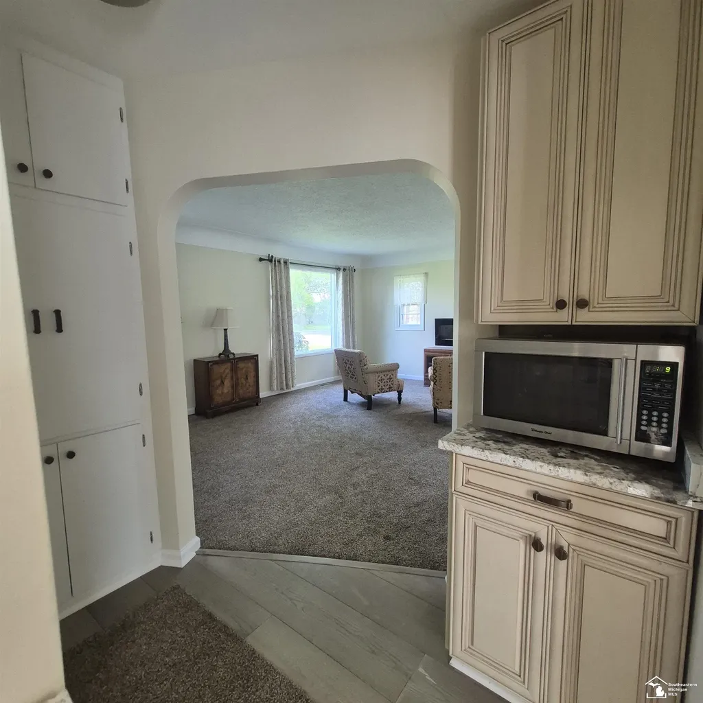 4509 Dixon Road Frenchtown Township MI 48166