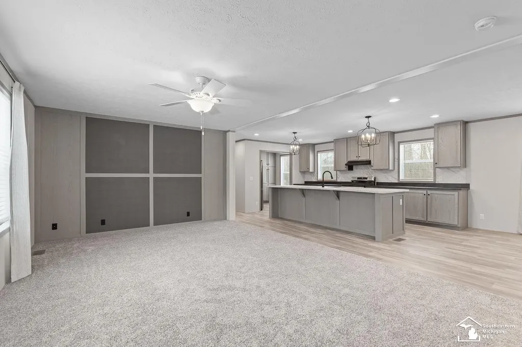 8575 N Rollin Hwy Highway Woodstock Township MI 49220
