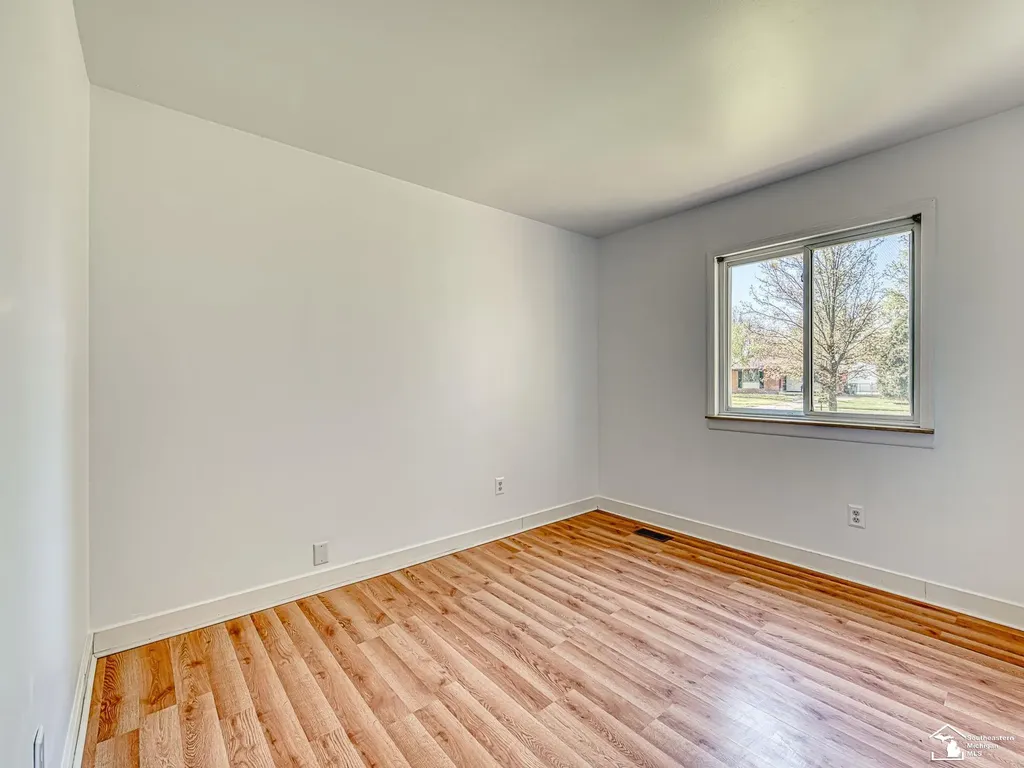 42064 Arthur Street Van Buren Charter Township MI 48111