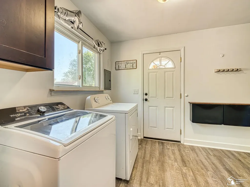 42064 Arthur Street Van Buren Charter Township MI 48111