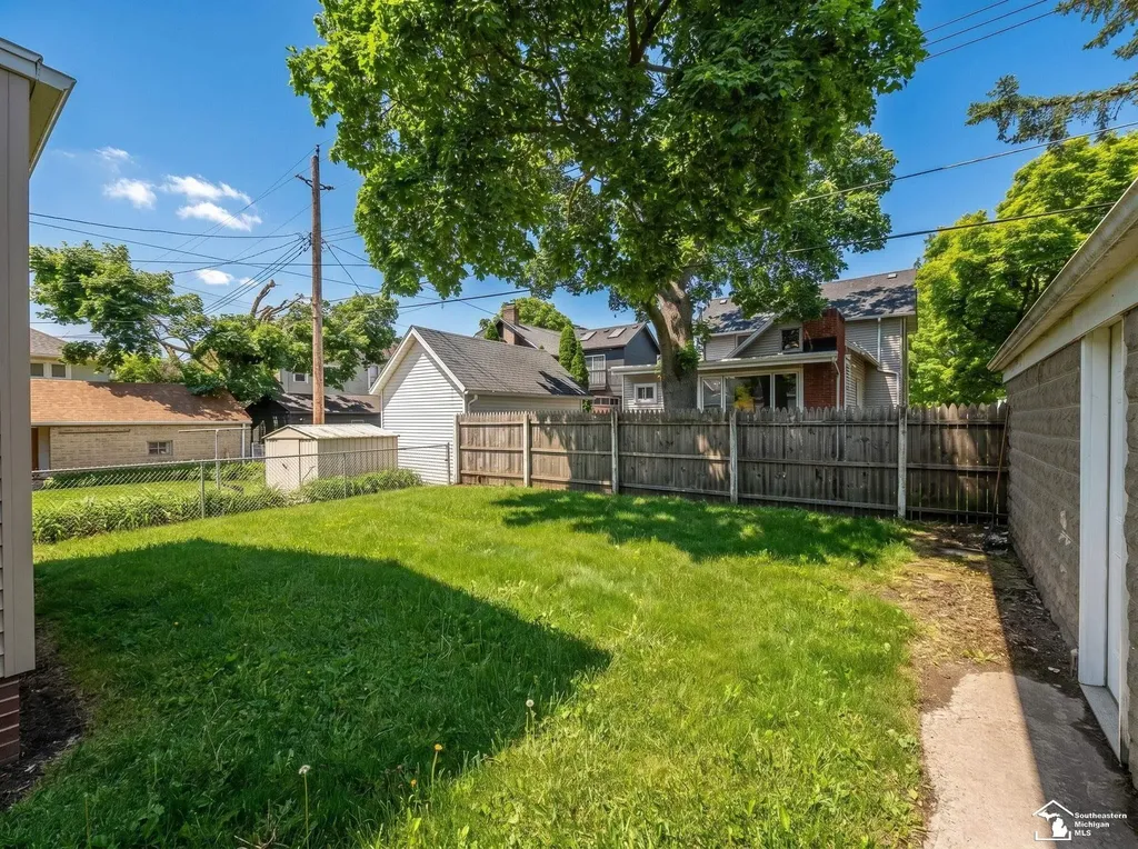 138 Tremont Street Monroe City MI 48162