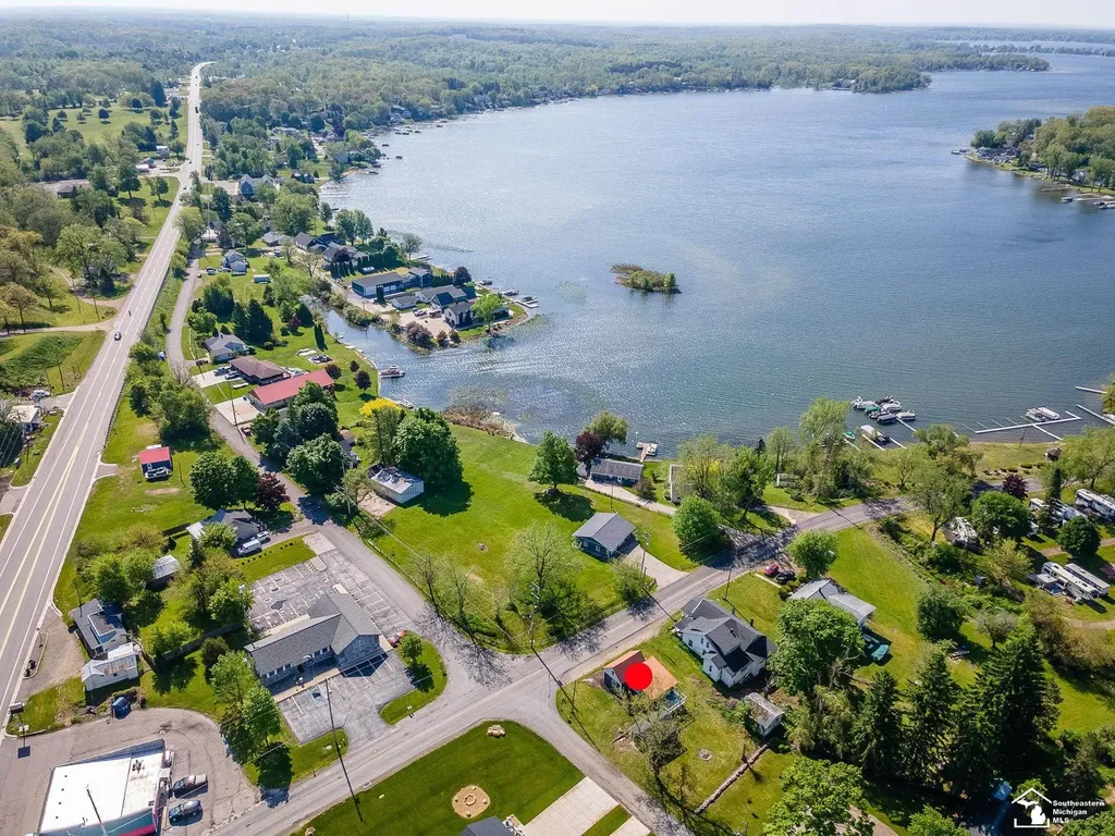 6621 Devils Lake Highway Woodstock Township MI 49253