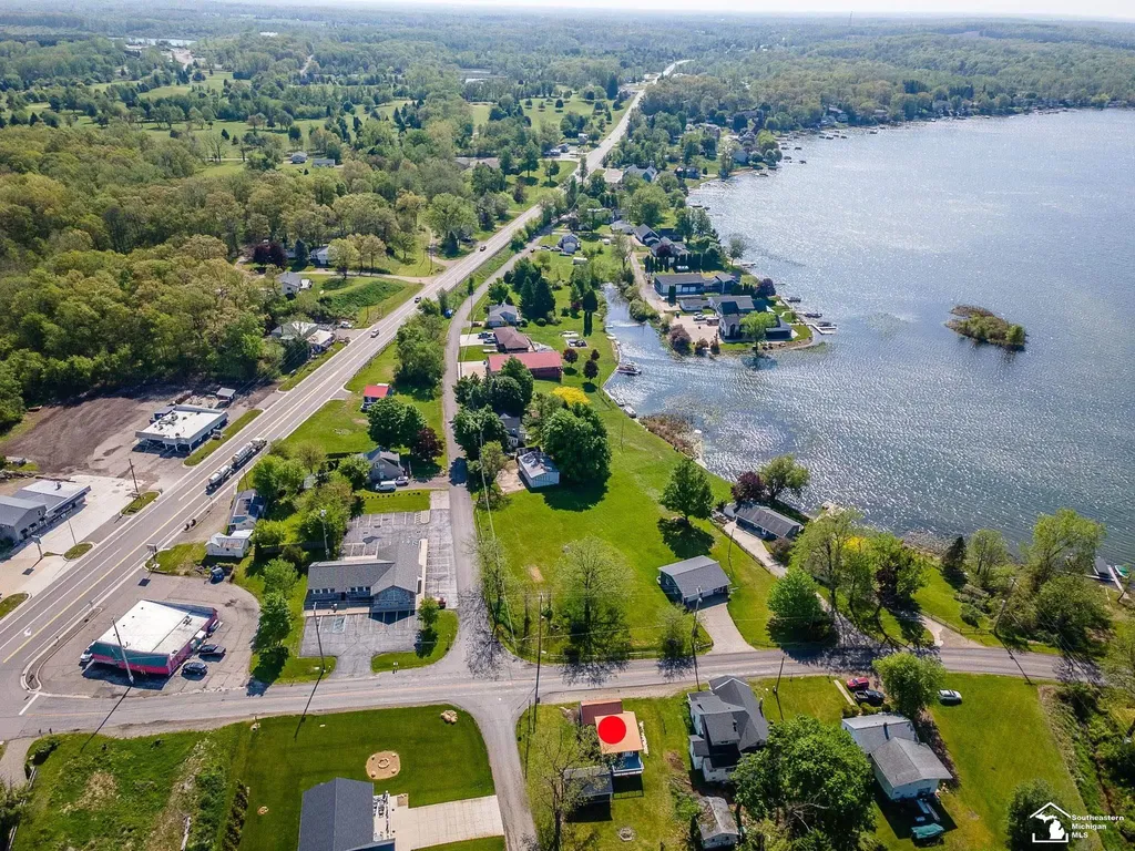 6621 Devils Lake Highway Woodstock Township MI 49253
