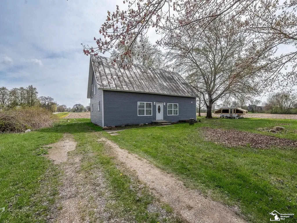 13680 Martinsville Road Exeter Township MI 48117