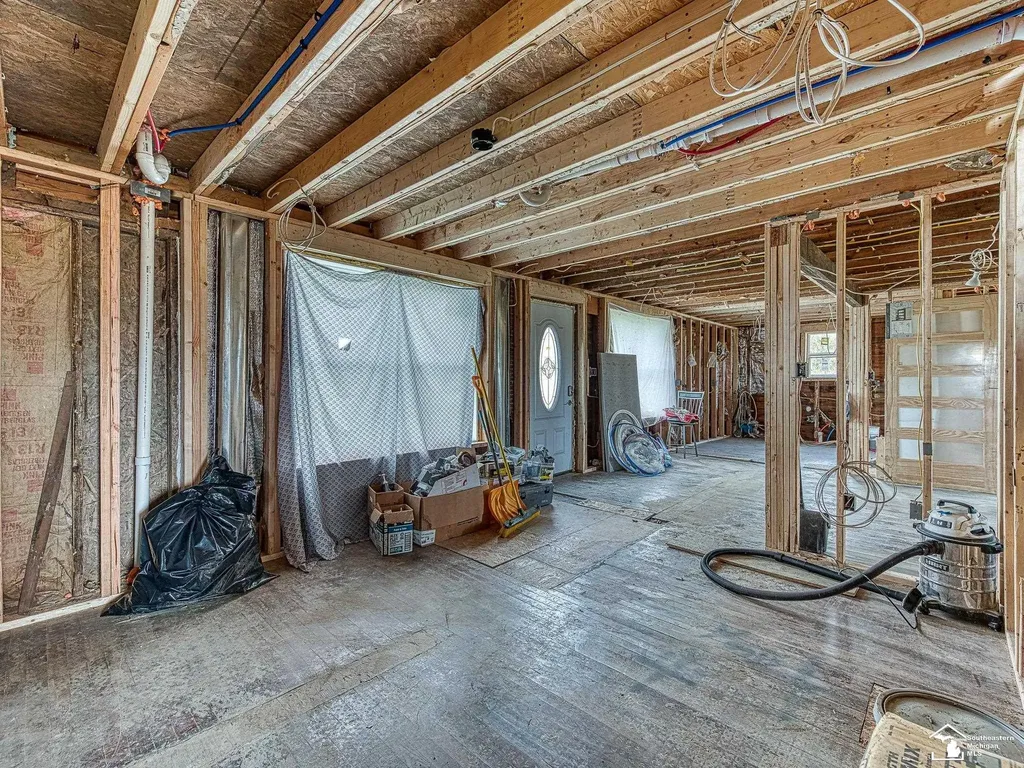 13680 Martinsville Road Exeter Township MI 48117