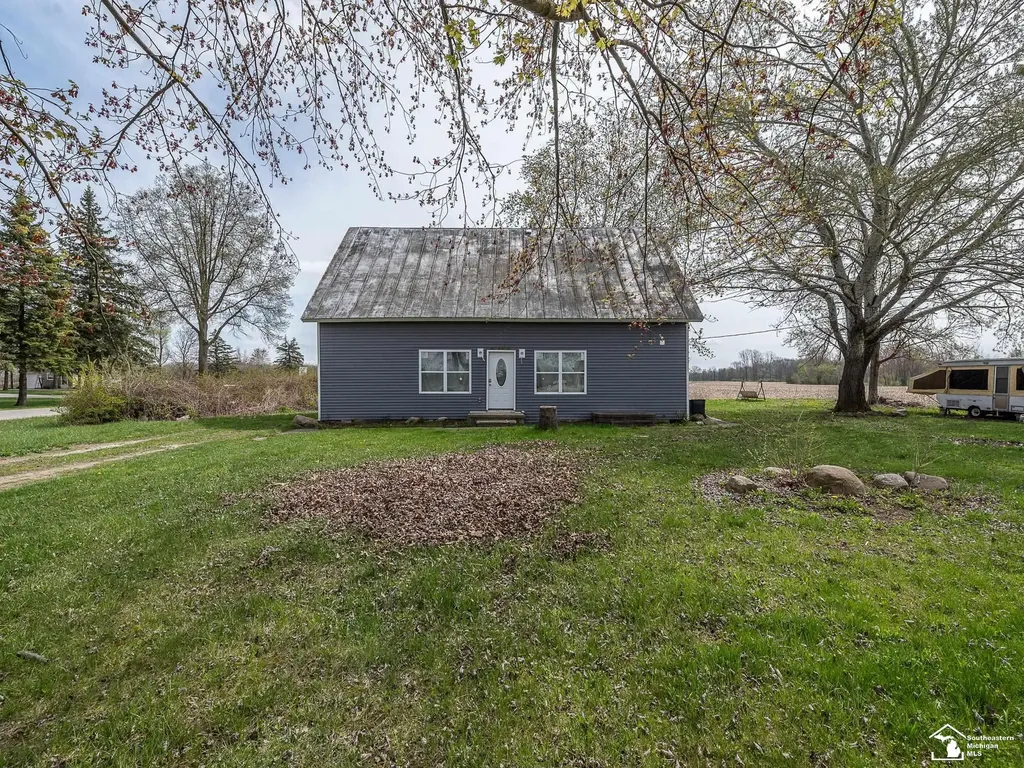 13680 Martinsville Road Exeter Township MI 48117